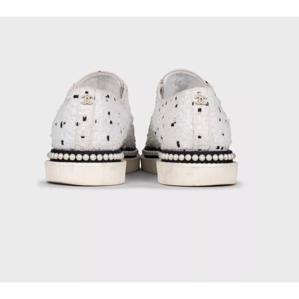 Chanel White Textile Sneakers with Contrasting Toe Sz.36 - Picture 4 of 8
